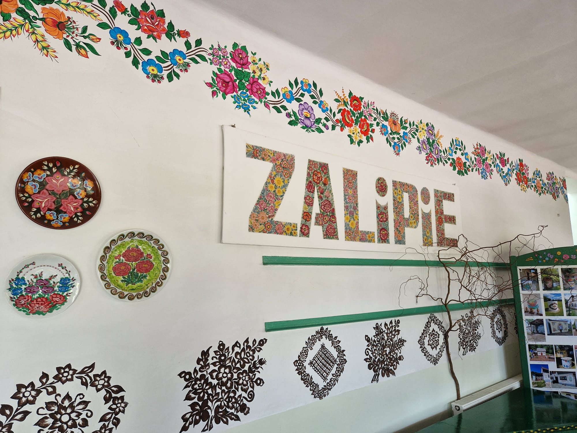 How a Short Visit to Zalipie Inspired Me to Strat Drawing